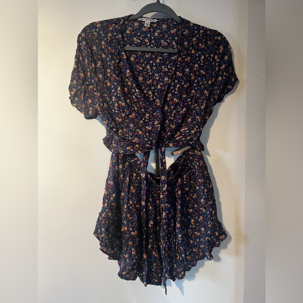 American Eagle Floral Set